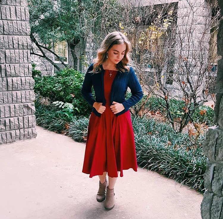 navy and red outfit